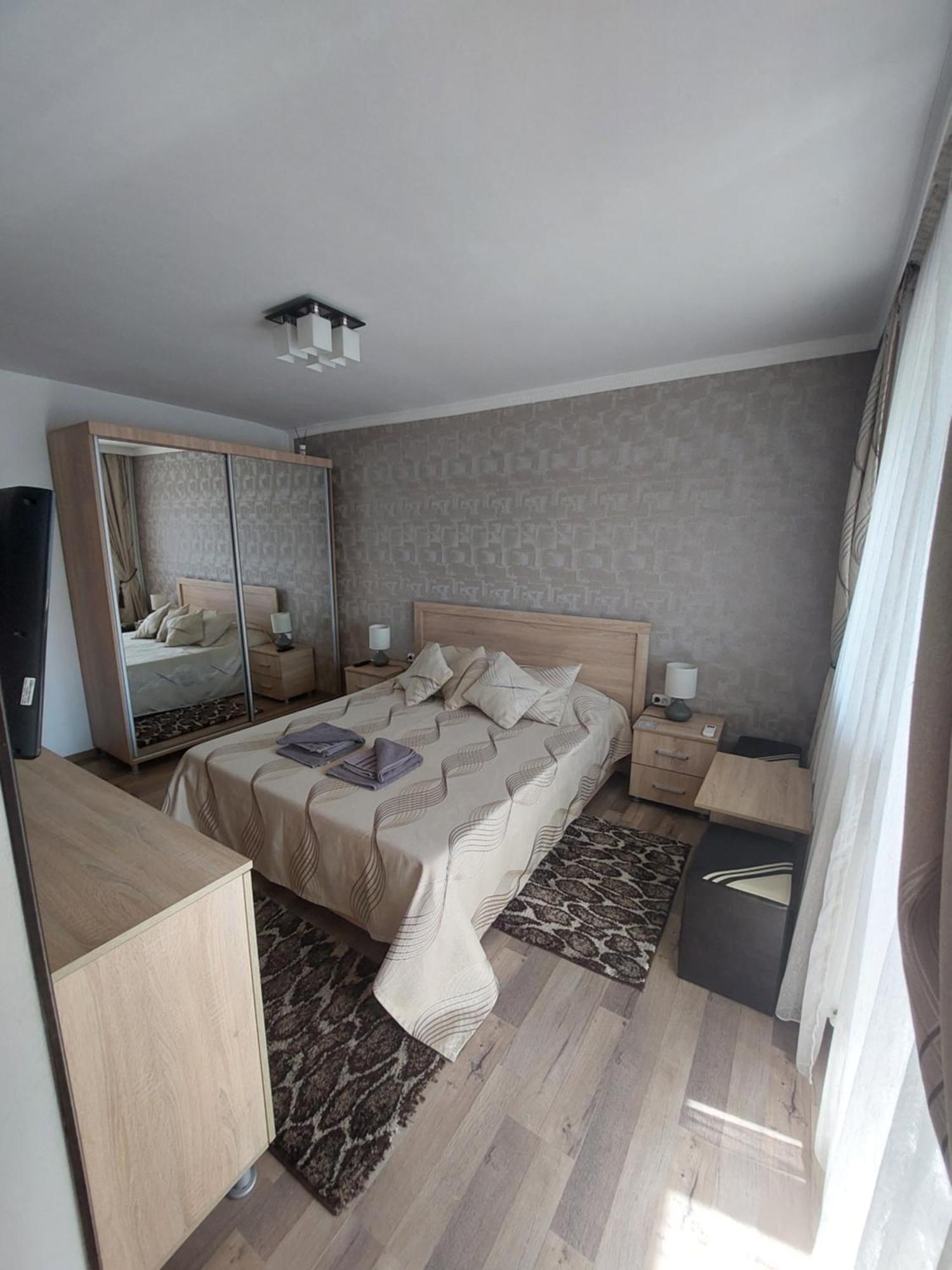 Апартаменты Casa Mirage 2 Крайова Экстерьер фото